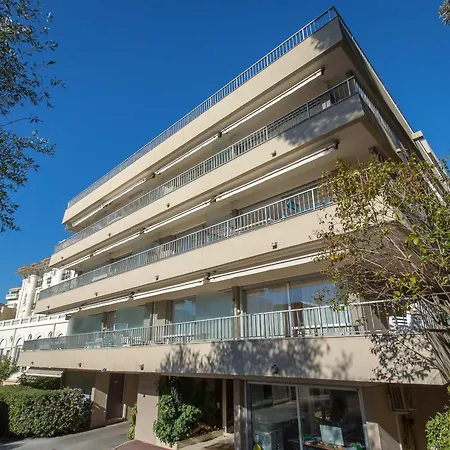3 Pers - Climatise, Balcon, 50m, Centre-ville - Fr-1-466a-42 *